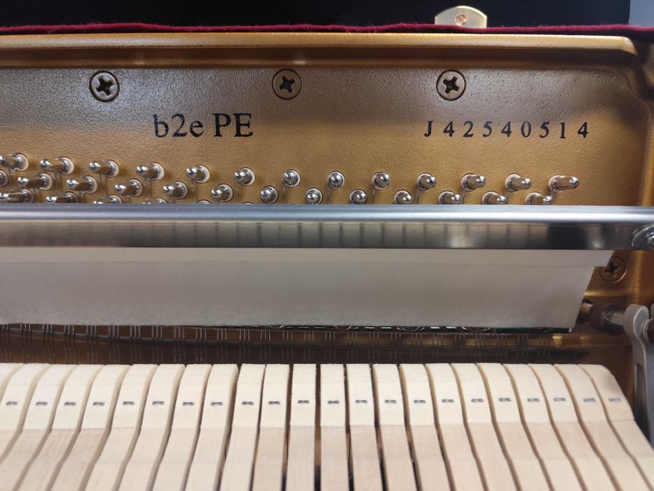 Yamaha B2 PE nowe pianino akustyczne