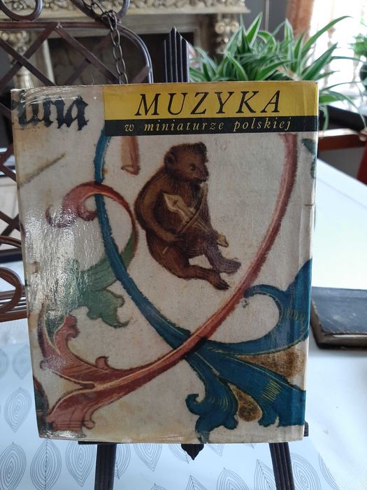 Ksiazka muzyka w miniaturze polskiej Z.Rozanow