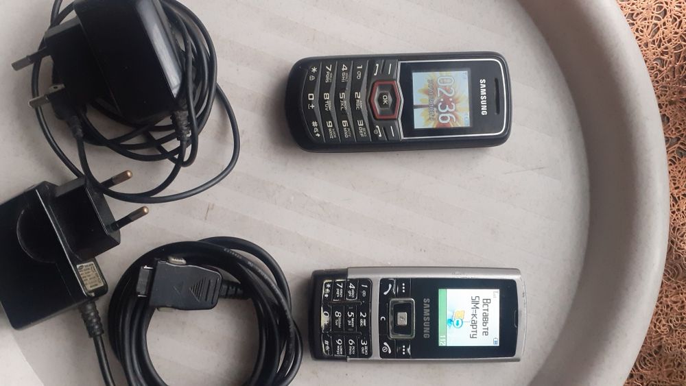 Продам кнопочные телефоны Samsung