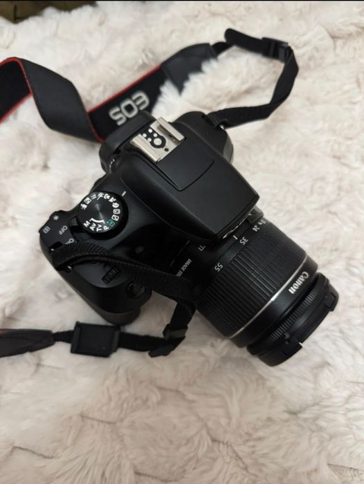 Aparat Canon 1300D