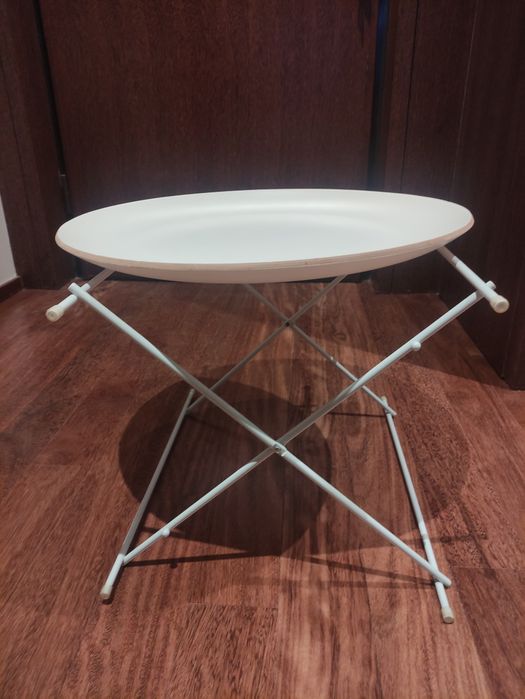 Mesa de apoio branca