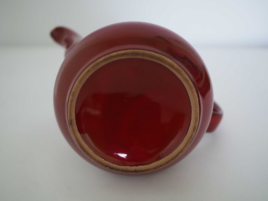 Stary dzbanek ceramiczny