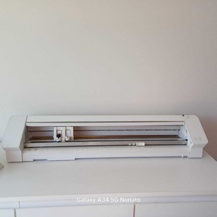 Silhouette Cameo 4 PRO 24" (61 cm)