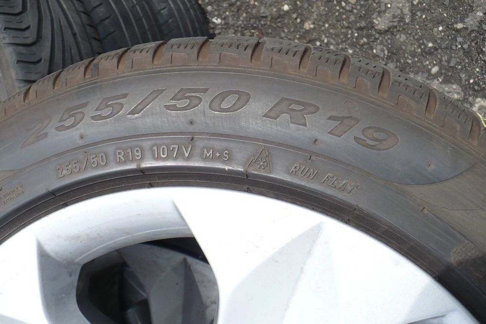 Opony Pirelli Scorpion 255/50R19 107V 5mm Zima RSC 2017r. 4 szt.
