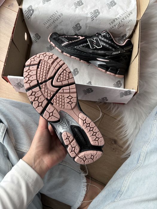 New Balance 1906R Eclipse Pink Taffy Black (36-41р)