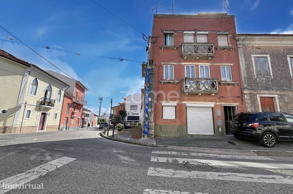 Moradia com enorme potencial de investimento e valorização