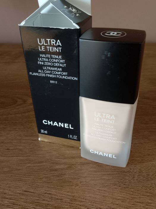 Chanel Ultra Le Teint podkład 30ml