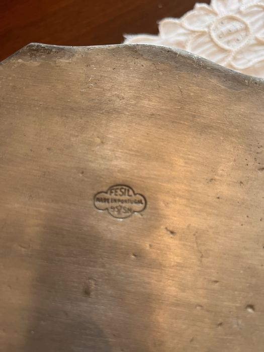 Terrina em estanho