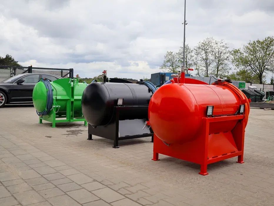 Balast / Zbiornik czołowy / Zbiornik przeciwpożarowy / Myjka 550L