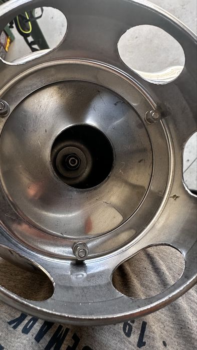 Bomba submersivel de alto débito