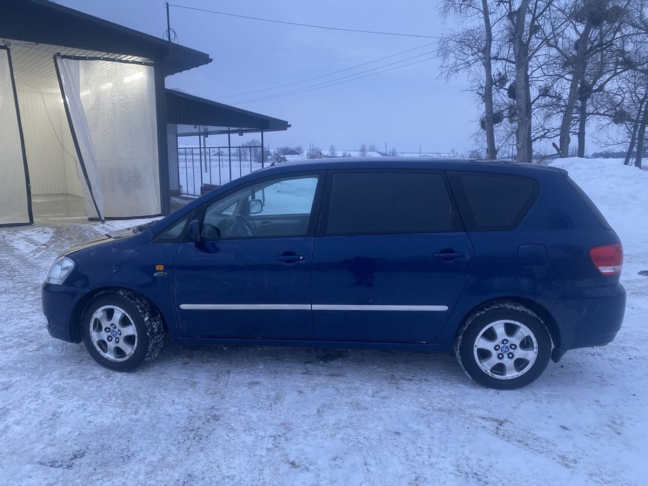 Продам Toyota Avensis