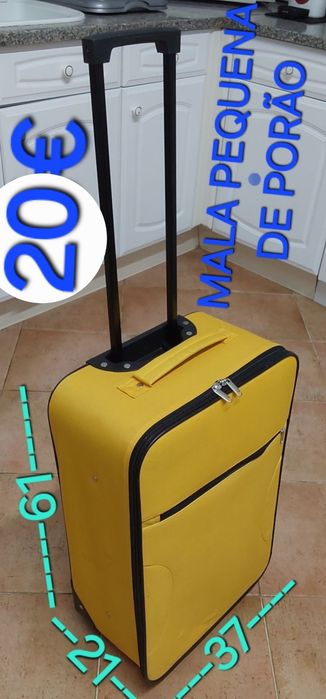 MALA PEQUENA DE PORÃO. Casa,Quarto, Sala, Arrumação, Mudanças, Férias.
