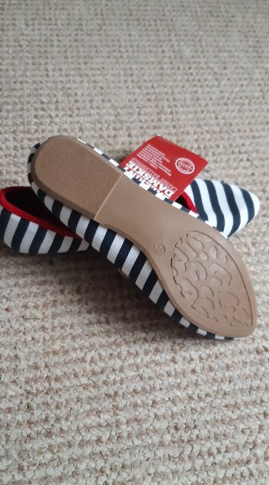 Nowe Baleriny buty 39