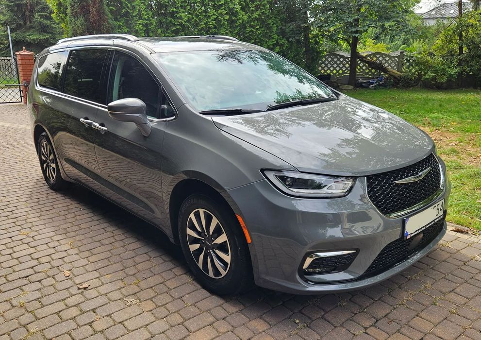 Chrysler Pacifica 1 właściciel. V6-291 KM. Webasto. Bezwypadkowy. Certyfikat