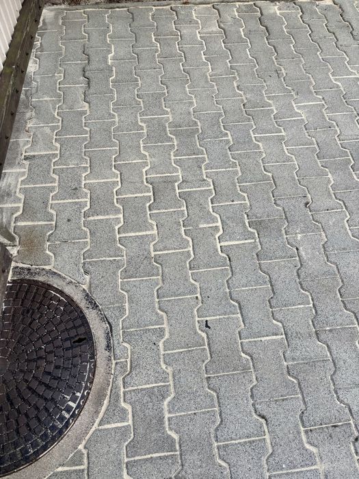 Czyszczenie Kostki Brukowej I Powierzchni Betonowej