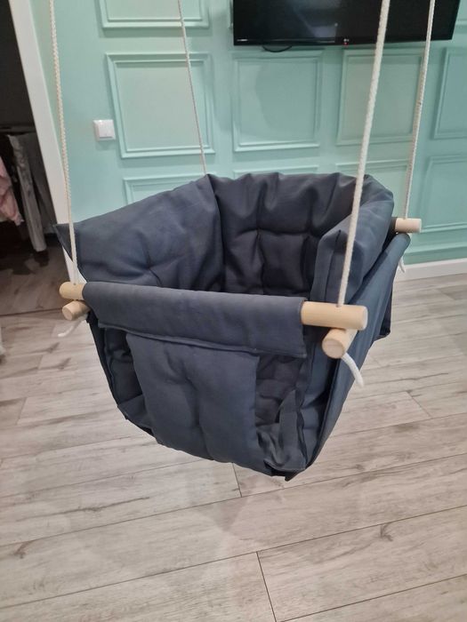 Гойдалка качеля для малечі