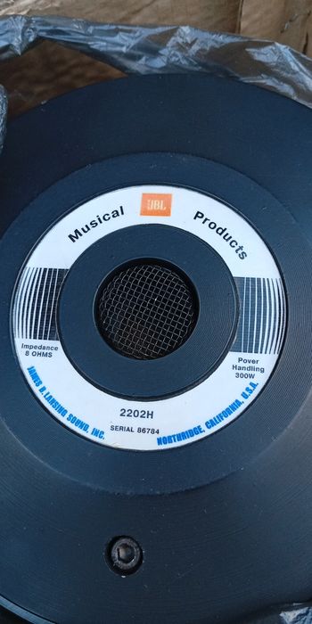 Динамик JBL 2202H в отличном состоянии, 2 шт