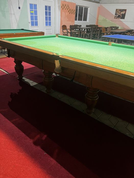 Більярд в ідеальному стані 11 фут.