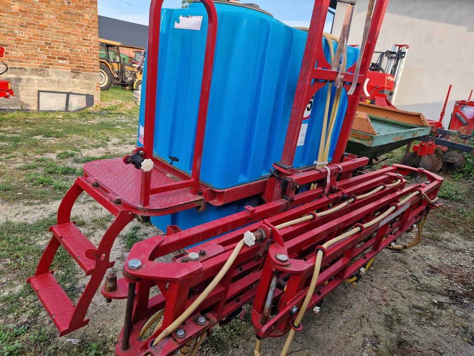Opryskiwacz 1000 l.