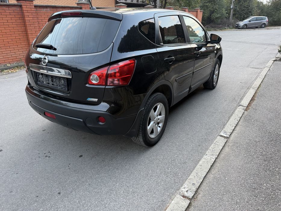 Продам Nissan Qashqai