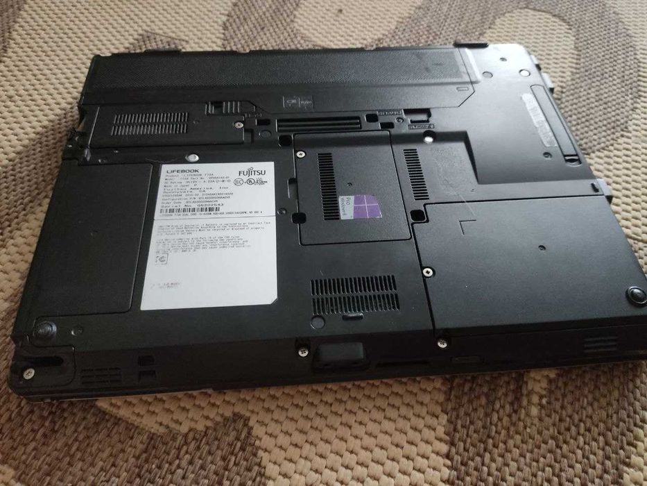 Ноутбук-трансформер Fujitsu t734 i5/8gb/120 ssd - батарея 12 годин