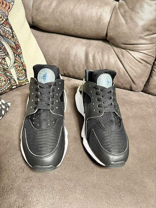 Кросівки Nike Air Huarache
