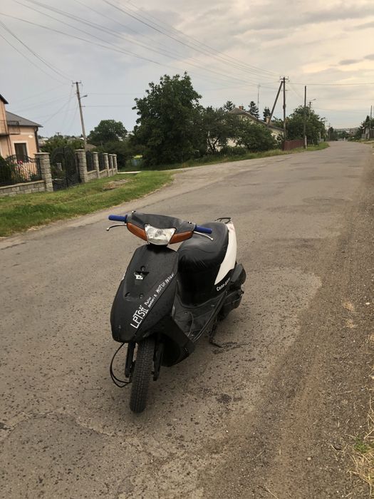 Скутер Suzukі  летс2 бабочка