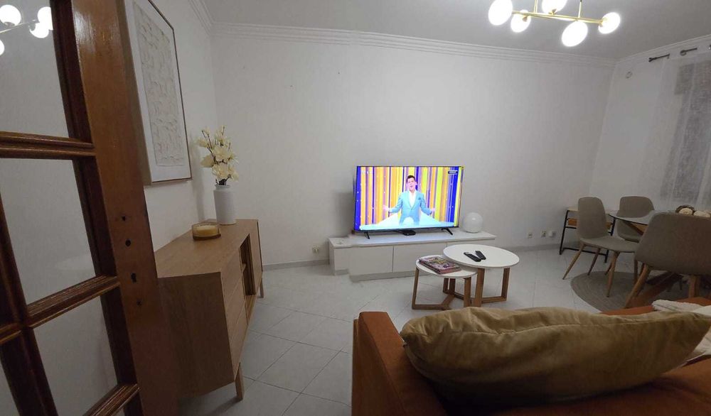 Quarto na Amora, Av Marcos Portugal