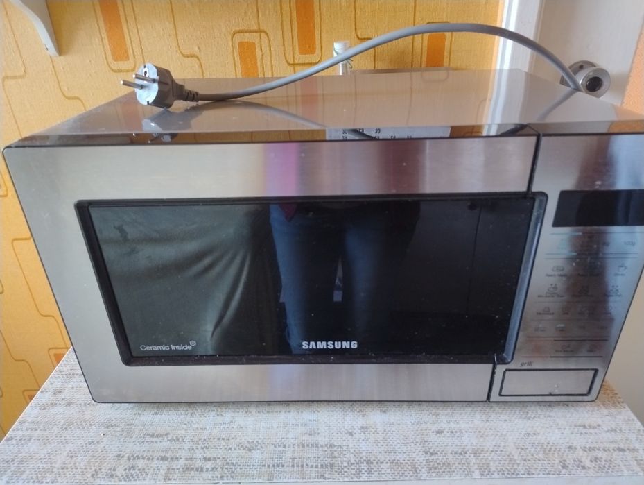 Mikrofalówka używana tel 518 39 36 85