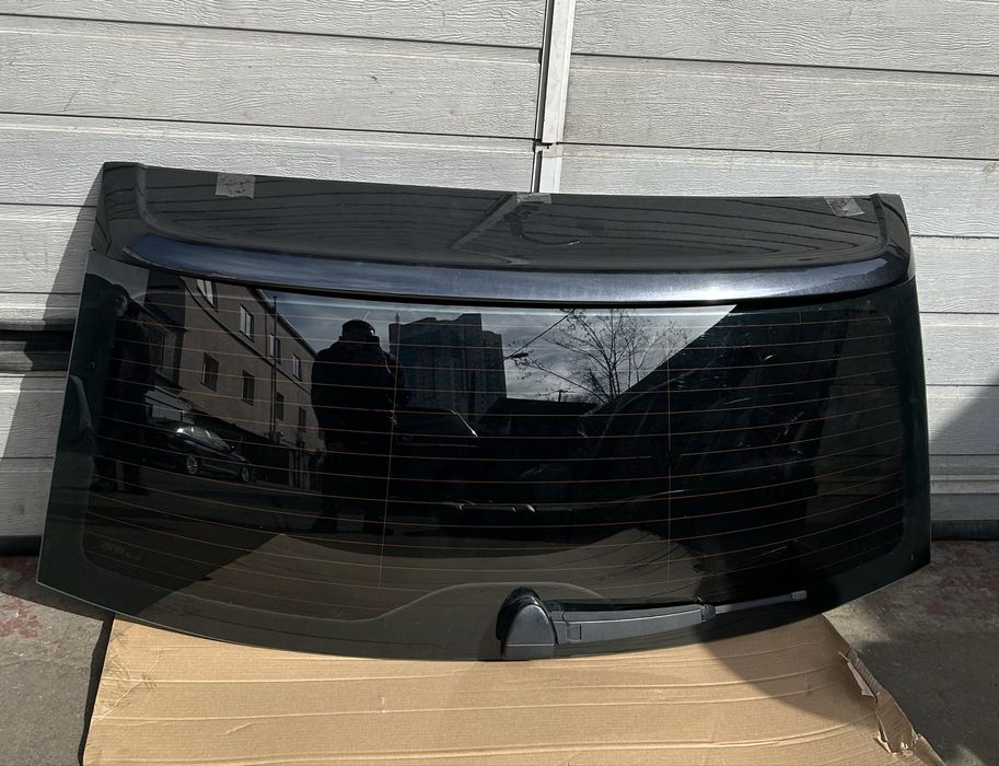 Стекло Заднее Скло Заднє Vw Touareg Туарег(2003-2010) Разборка