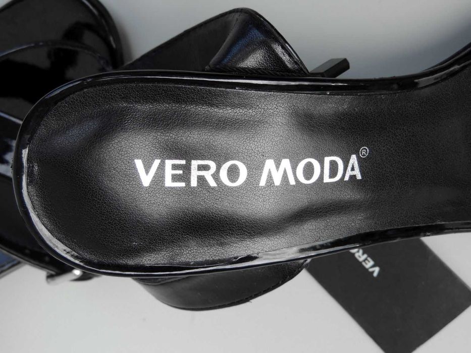 Sandałki "Vero Moda" roz 39