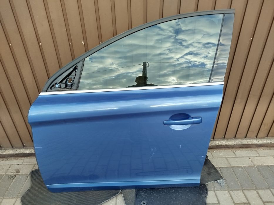 Volvo XC60 Drzwi Lewe Przod 713-46