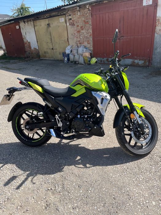 Продаю мотоцикл Lifan SR220 4V