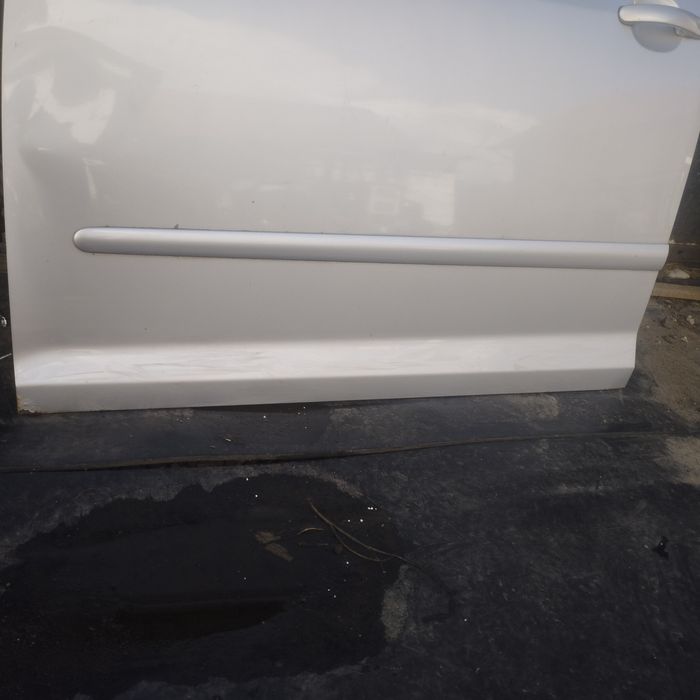 Volkswagen Golf plus drzwi przód lewe la7w Europa