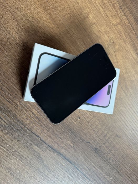 Iphone 14 pro purple
