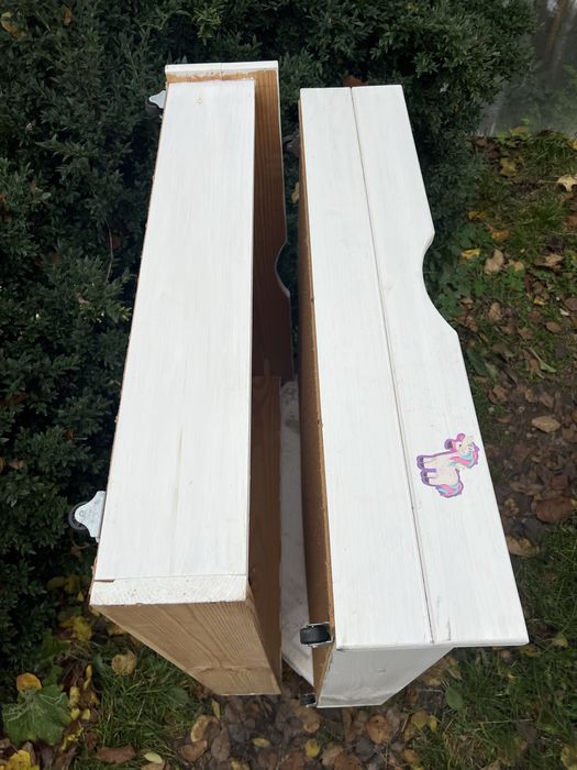 Полки під ліжко на колесах