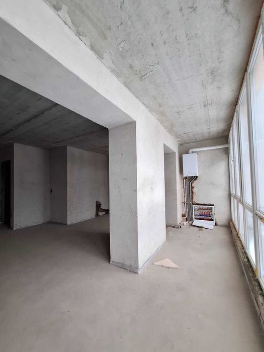 4кім в готовому будинку, під ремонт