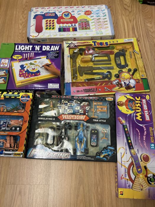 Lote de Brinquedos