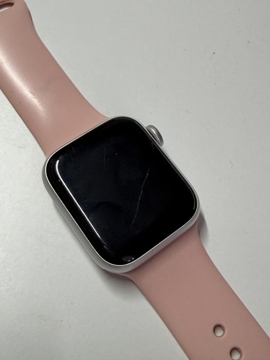 Zegarek Apple Watch SE