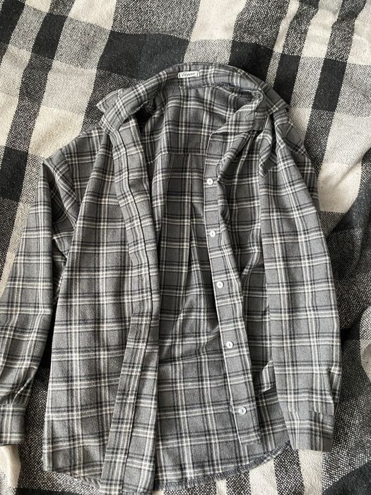 Жіноча сорочка в клітинку