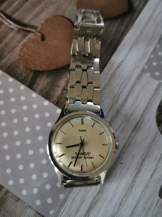 Relógio Timex a corda a funcionar!Tem mais 80 anos!