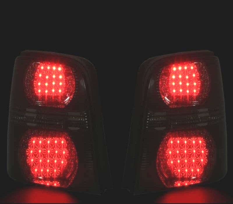 FAROLINS TRASEIROS LED PARA VOLKSWAGEN VW TOURAN 03-10 VERMELHO ESCURECIDO