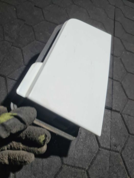 Ford Transit Custom lift klapka wlewu paliwa