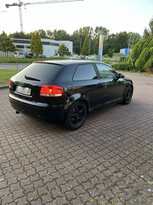 Audi a3 8p 1.6 benzyna uszkodzony silnik