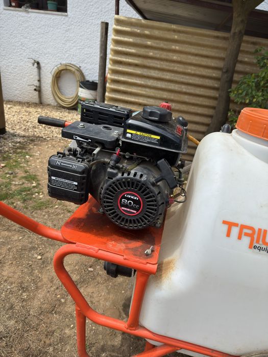 Motopulverizador Triunfo 100L