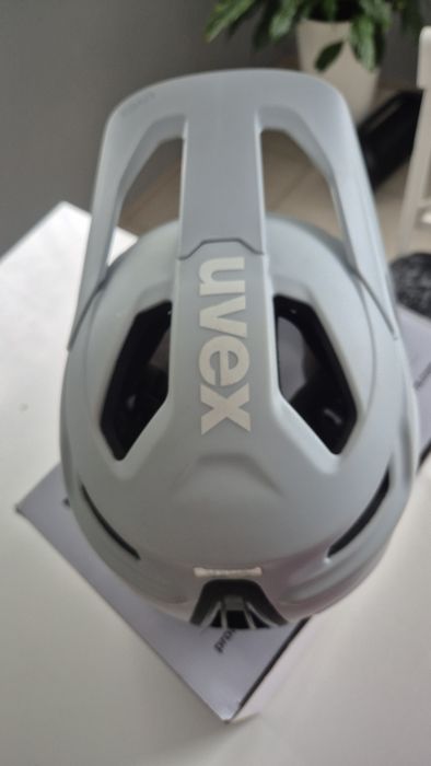 Kask Uvex Revolt