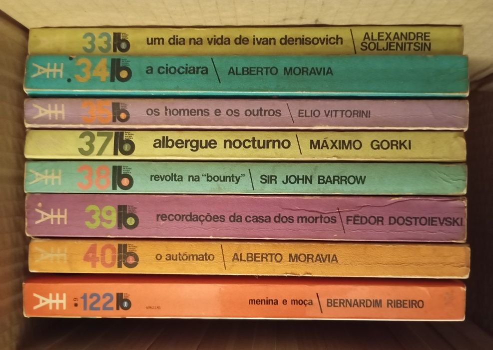 Vários Livros de Bolso da Europa-América