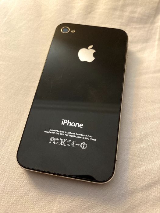 iPhone 4 – Excellent Condition64737891681921121