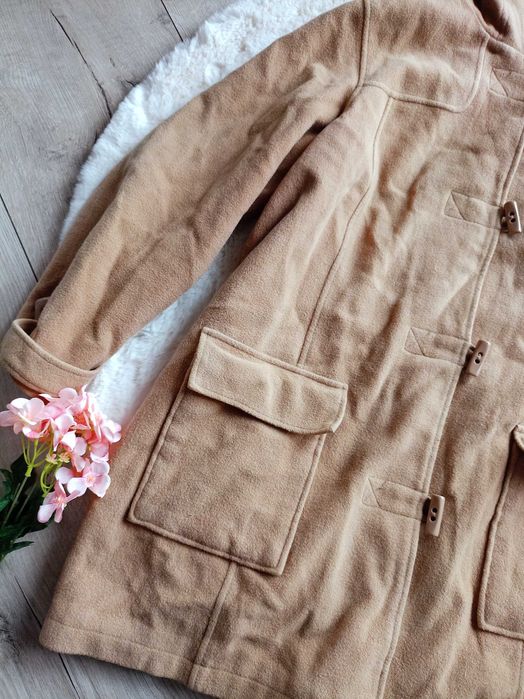 płaszczyk damski . .