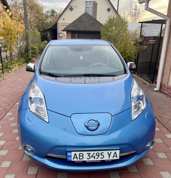Нісан ліф, nissan leaf, електрична машина нісан